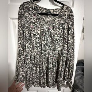 Torrid Floral Long Sleeve Shirt size 2